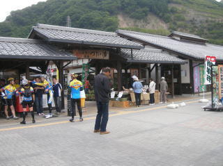 画像を等倍で表示します 画像